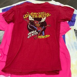 red spiderman estes park shirt small mens